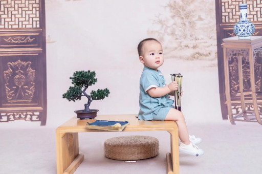 青海宝宝吃迷糊奶如何纠正